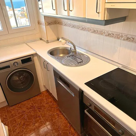 Stunning Sea View 2-bedroom Near *