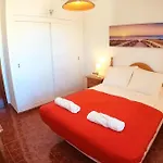 Stunning Sea View 2-bedroom Near *