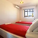 Stunning Sea View 2-bedroom Near 丰希罗拉
